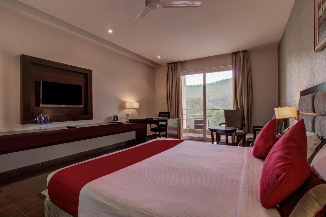 Oyo 3575 The Wave International Hotel จัมเชดปูร์ ภายนอก รูปภาพ